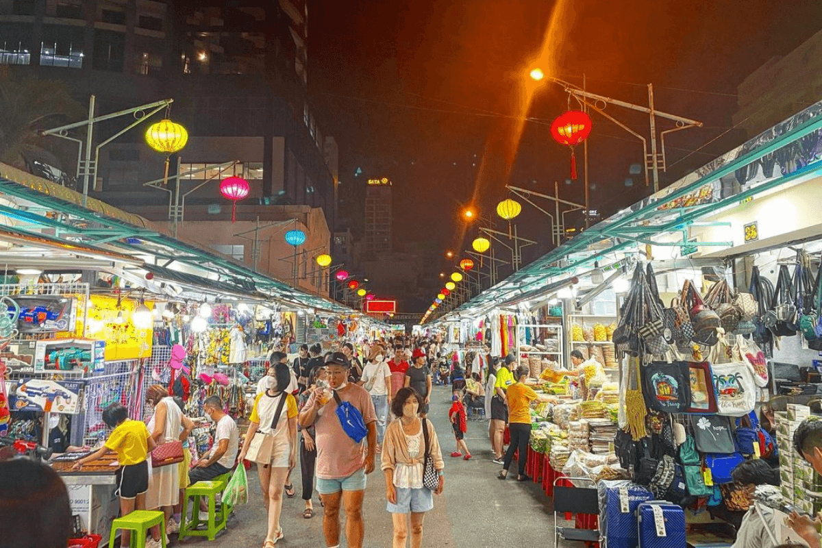 cho-dem-nha-trang-anh_-suu-tam Chợ đêm Nha Trang (Ảnh_ Sưu tầm)